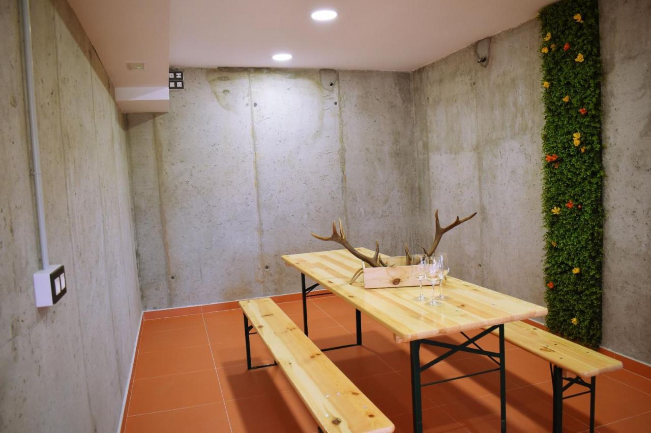 Albergue Hosting Duero Pesquera de Duero Zewnętrze zdjęcie
